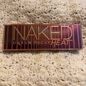 Urban Decay Naked Heat Eyeshadow Palette